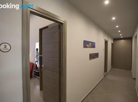 Core فندق مبيت وإفطار 4*